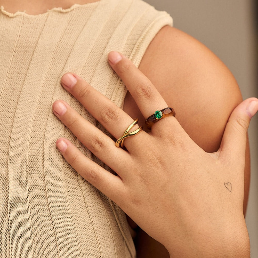 Eloise Antique 18ct Gold Emerald & Diamond Ring | Rock n Rose